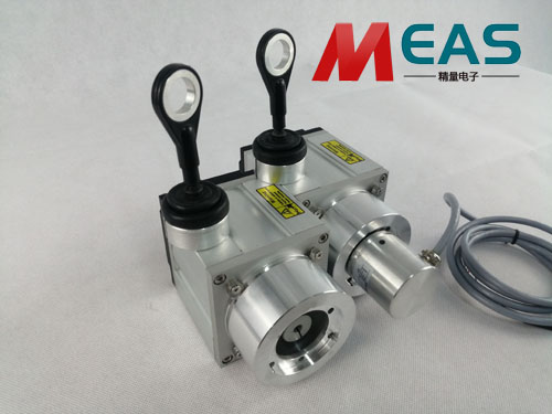 ���ⶨ������λ�ƾ��a���������Ա��F�����